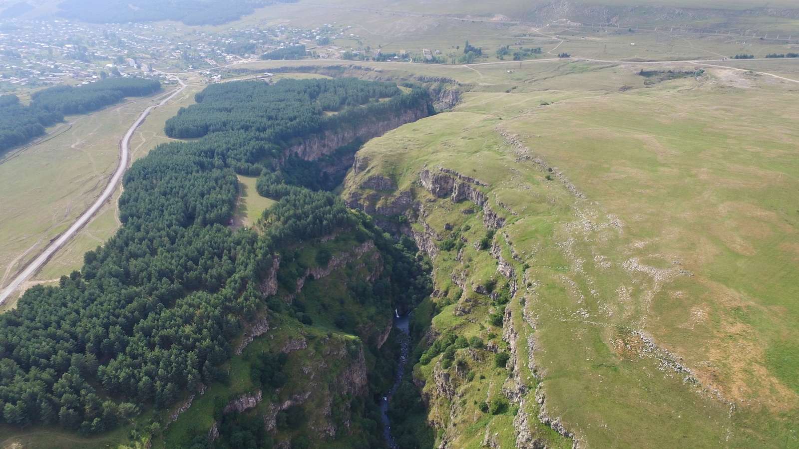 Dashbashi Canyon